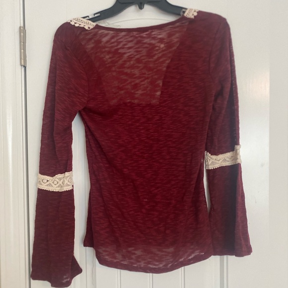 Medium maroon/cream blouse loose sleeves - Picture 2 of 3